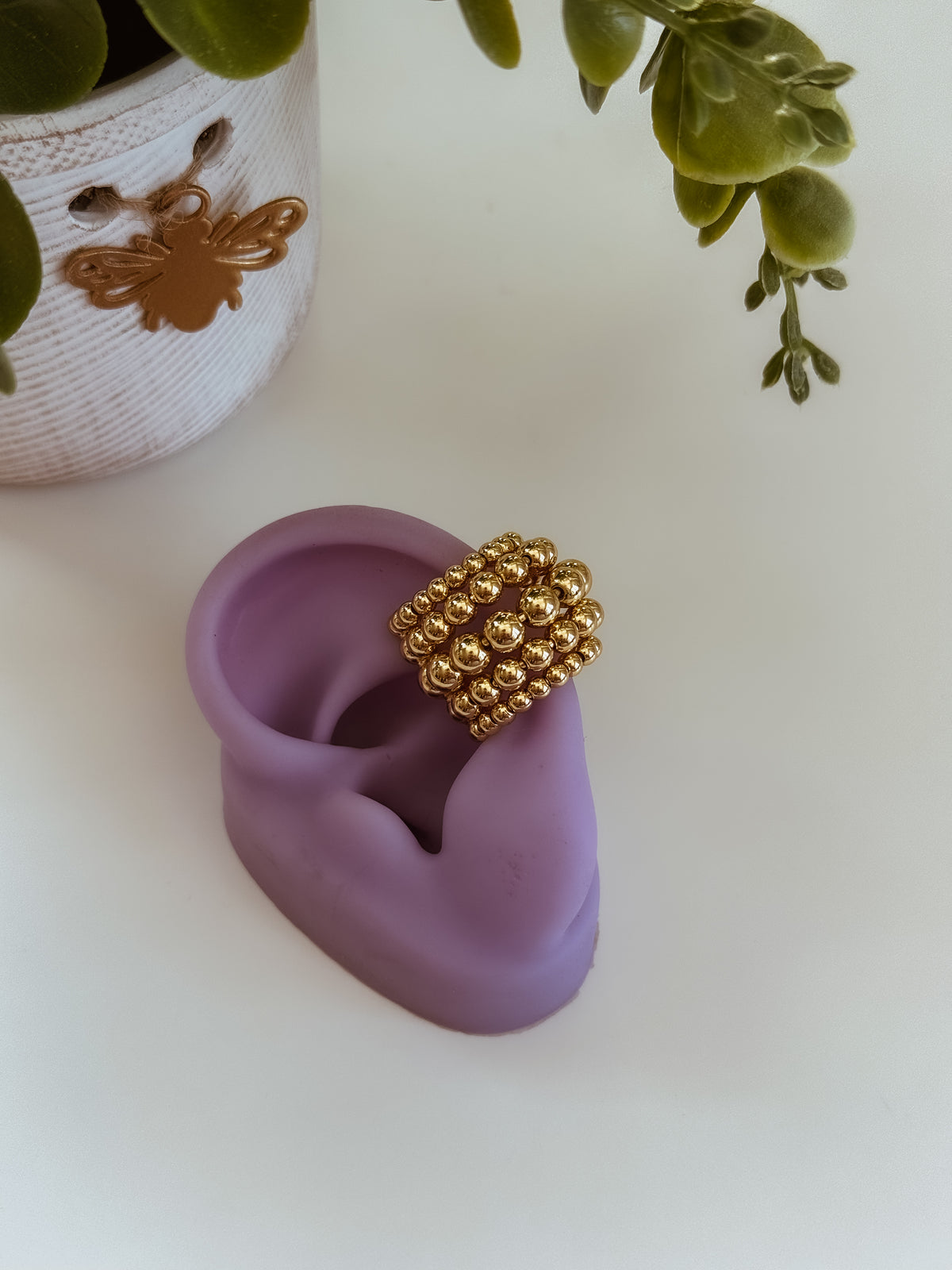 Dots ear cuff