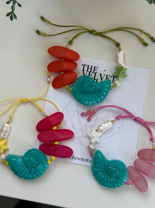 Arena bracelet