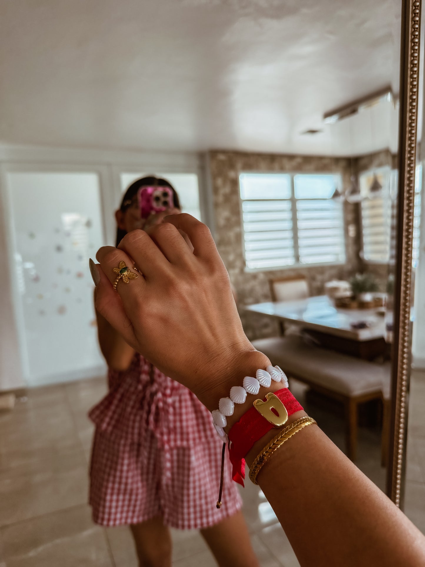 Initial elastic bracelet