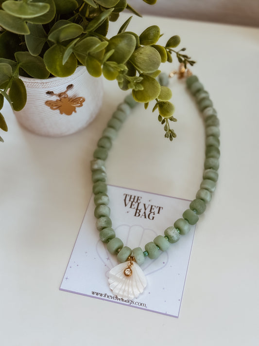 Costanera Necklace