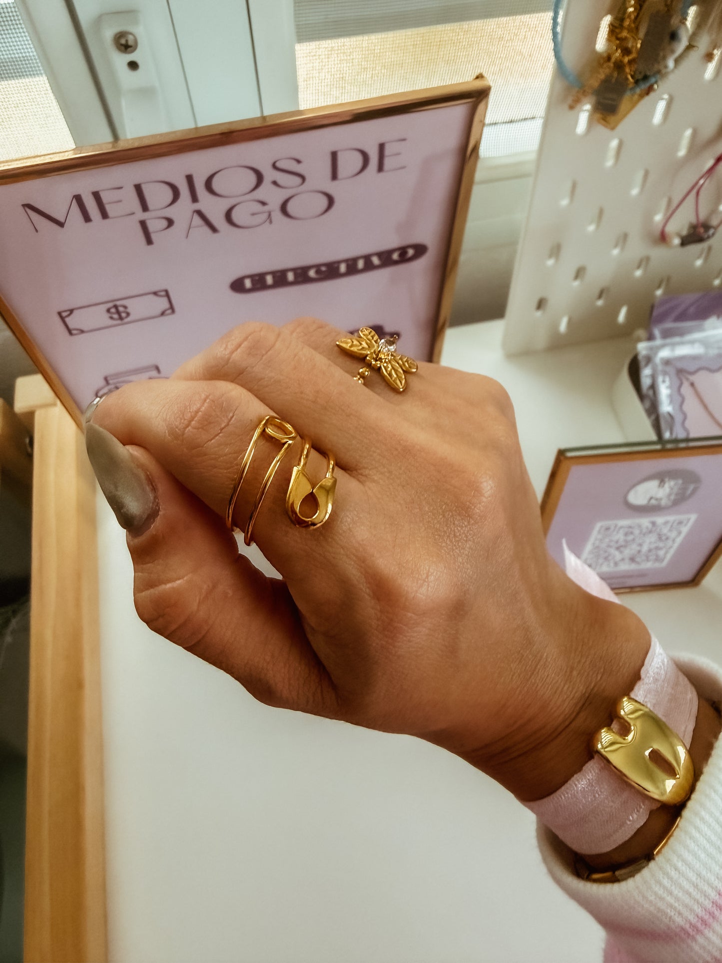 Pin Ring