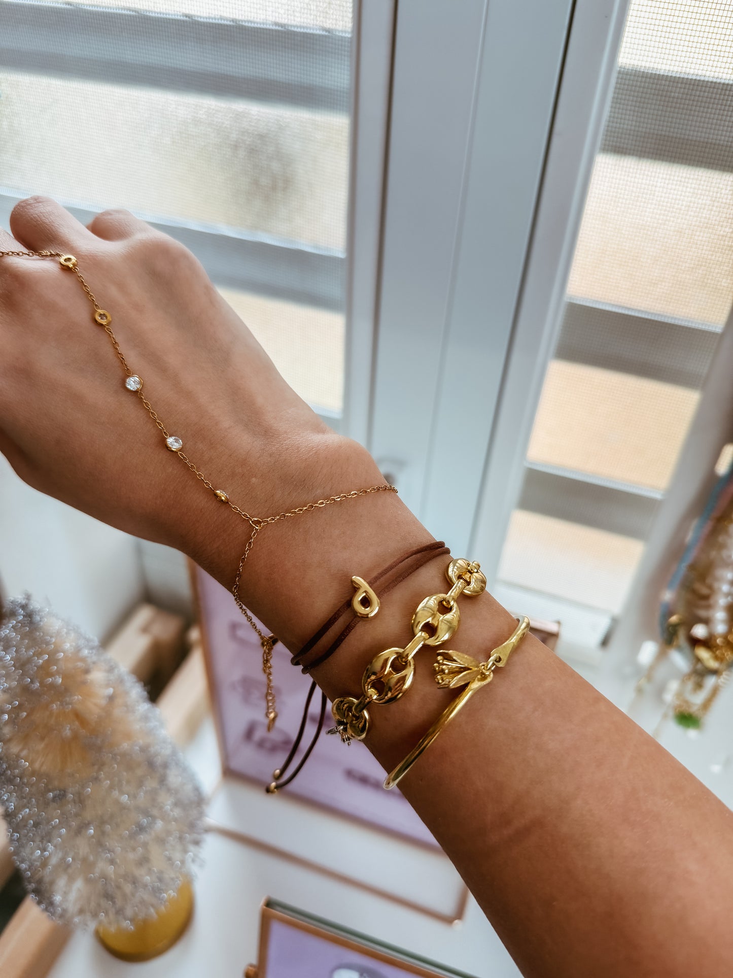 Bubble initial satin bracelet