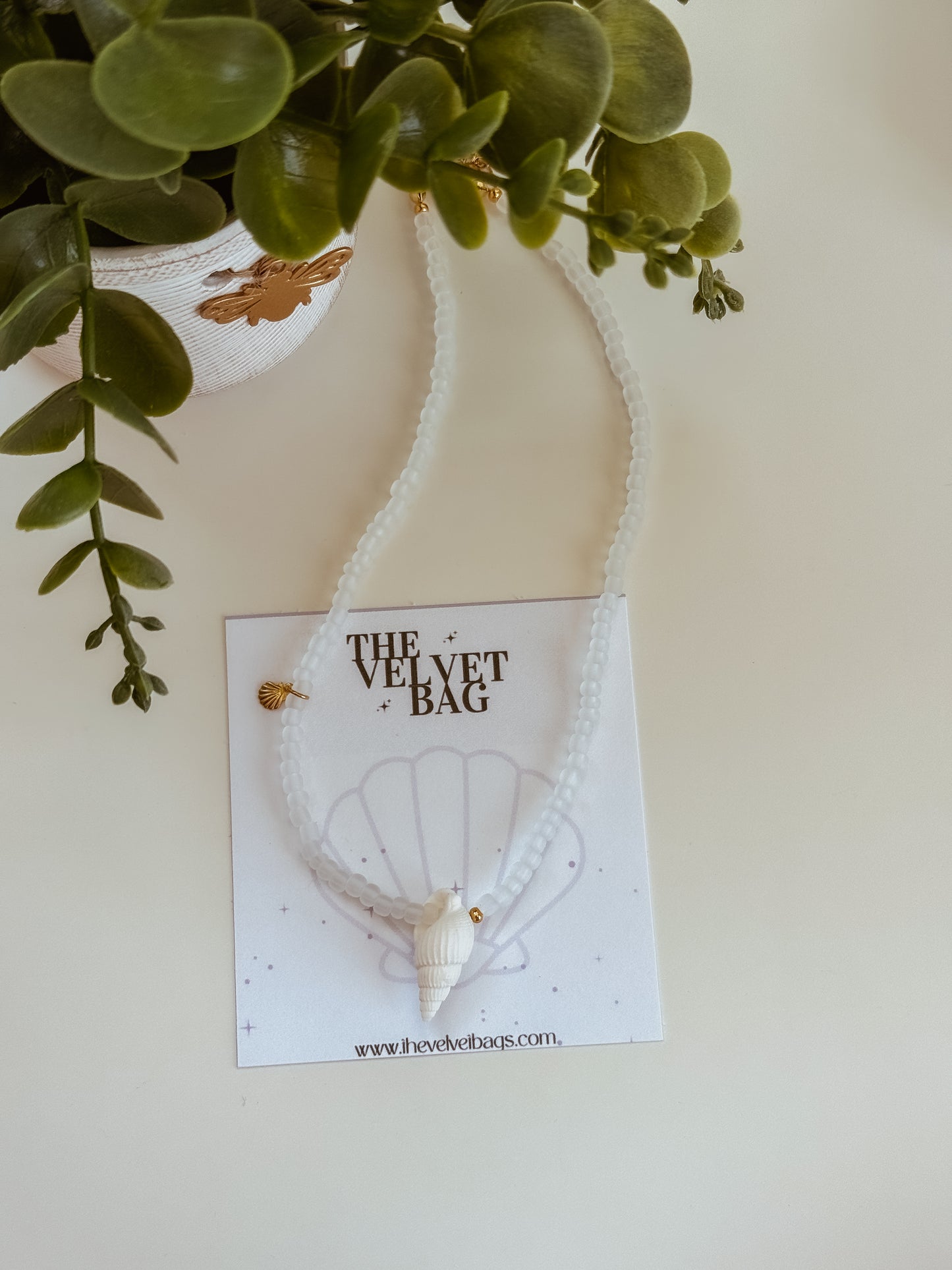 Vacation Choker