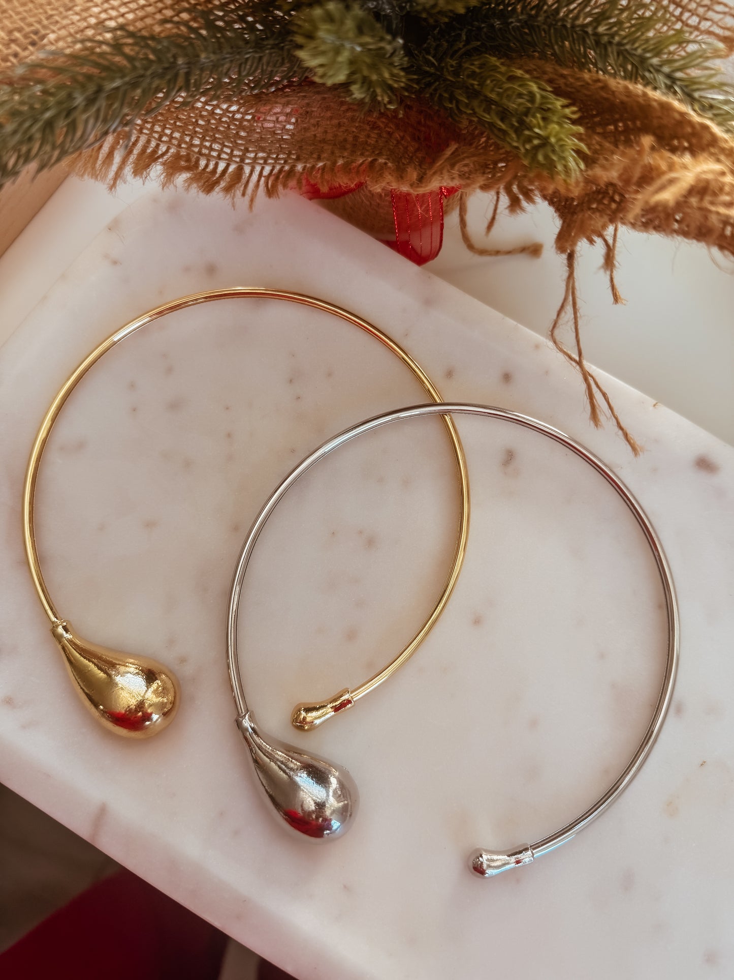 Drop Choker Necklace