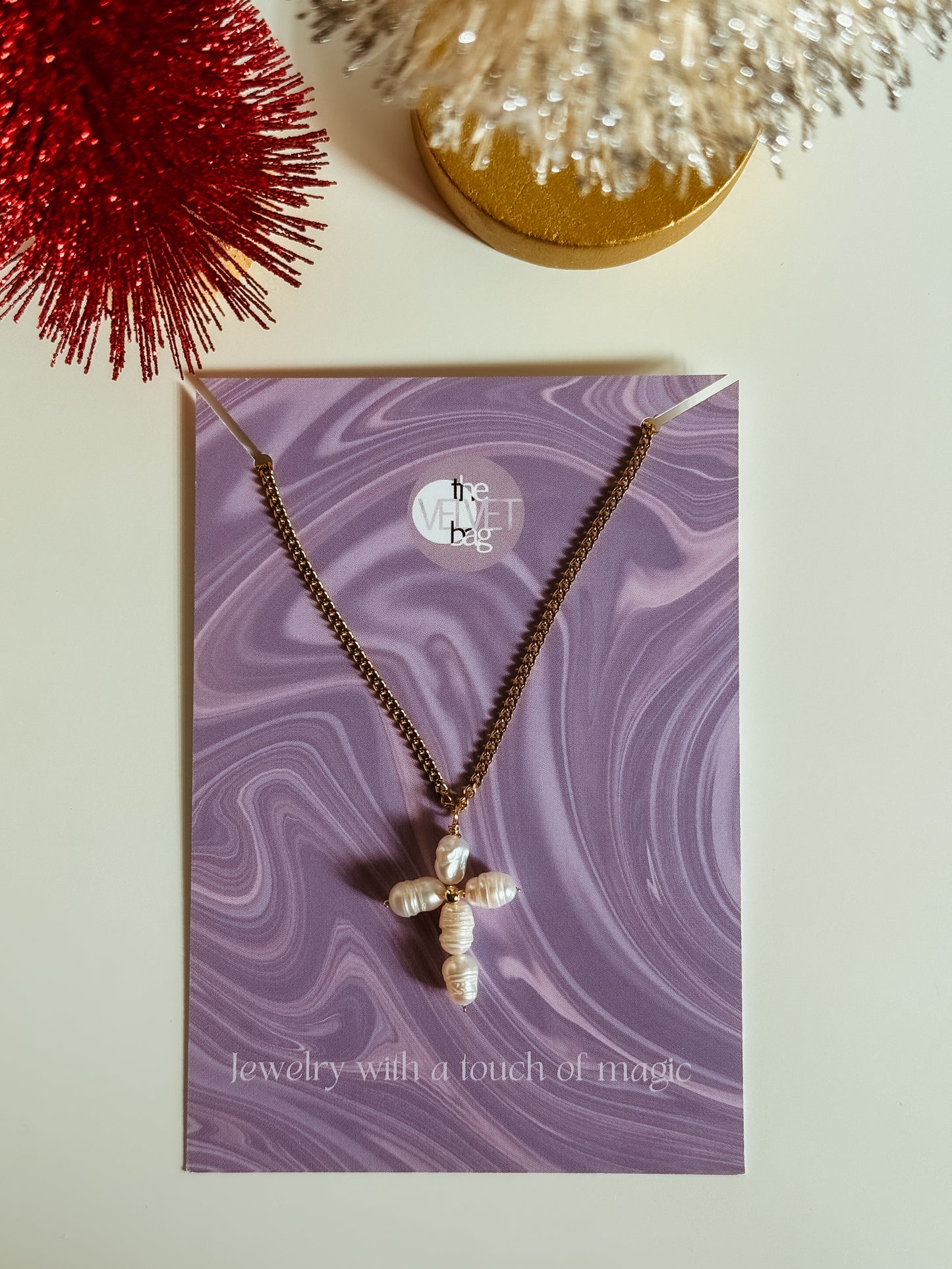 Nativity pearls necklace