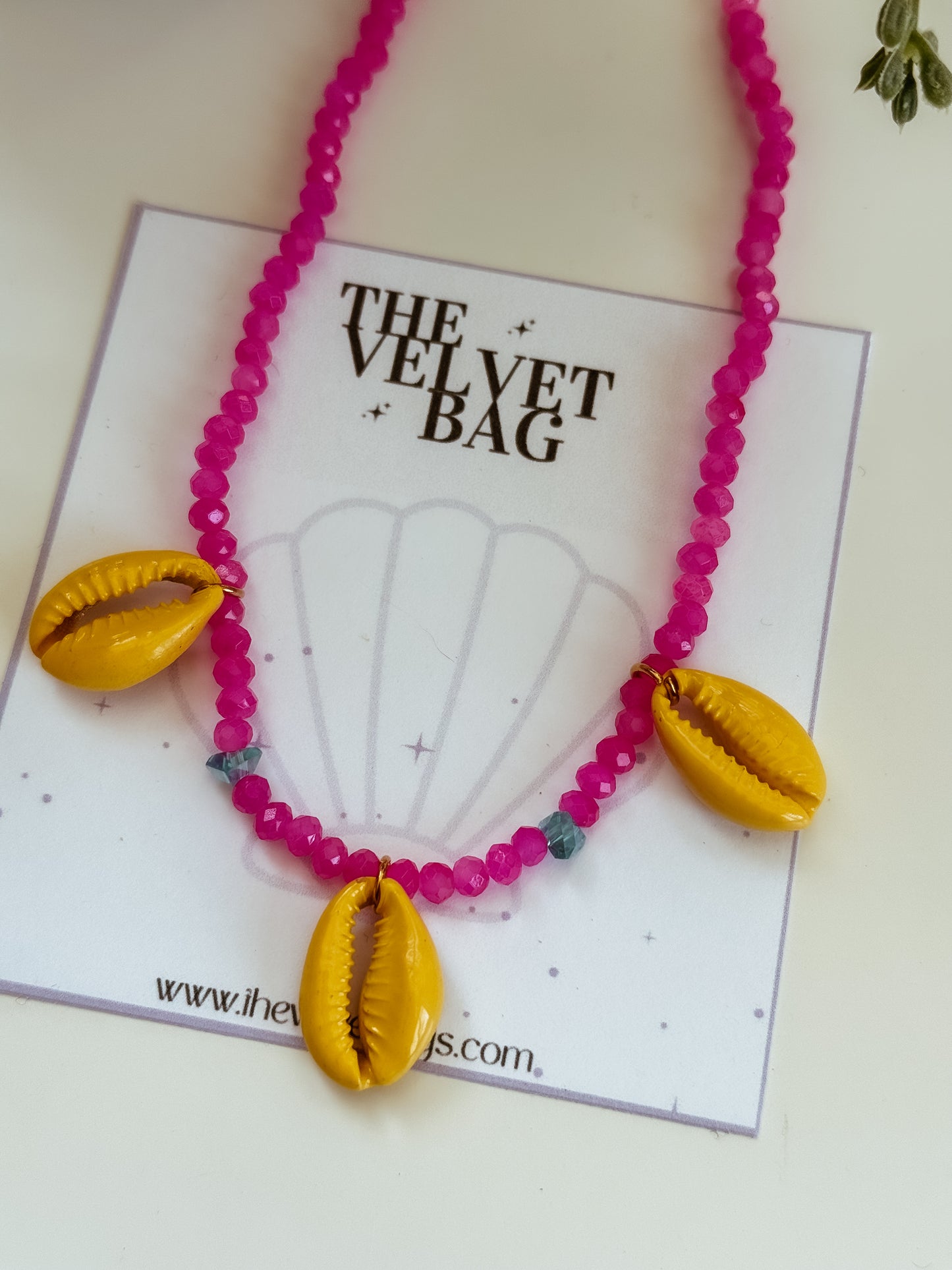 Caprina Choker