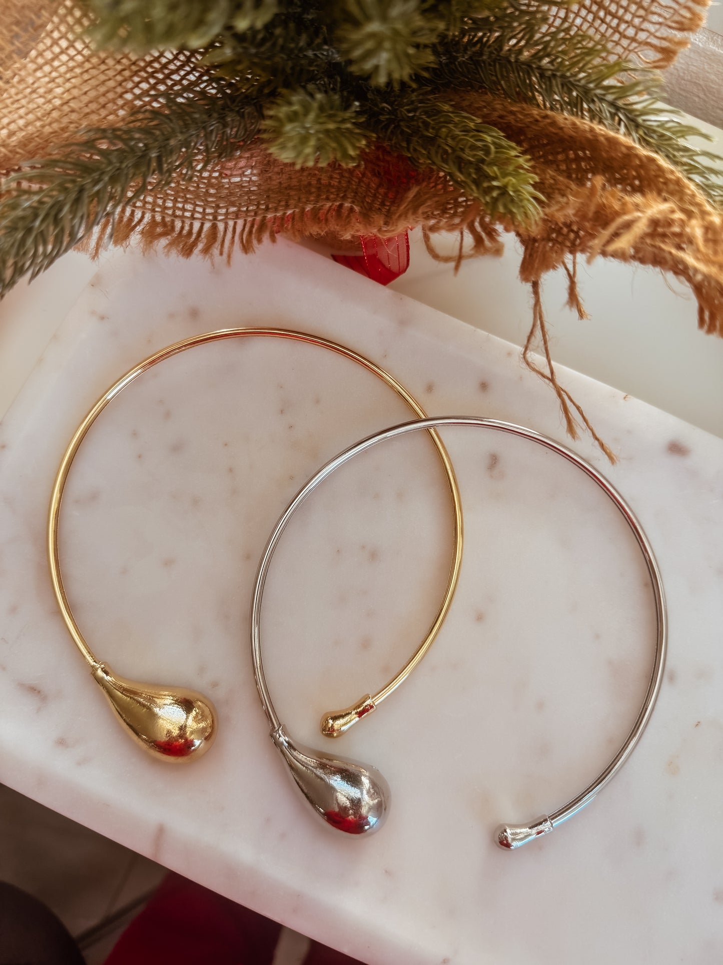 Drop Choker Necklace