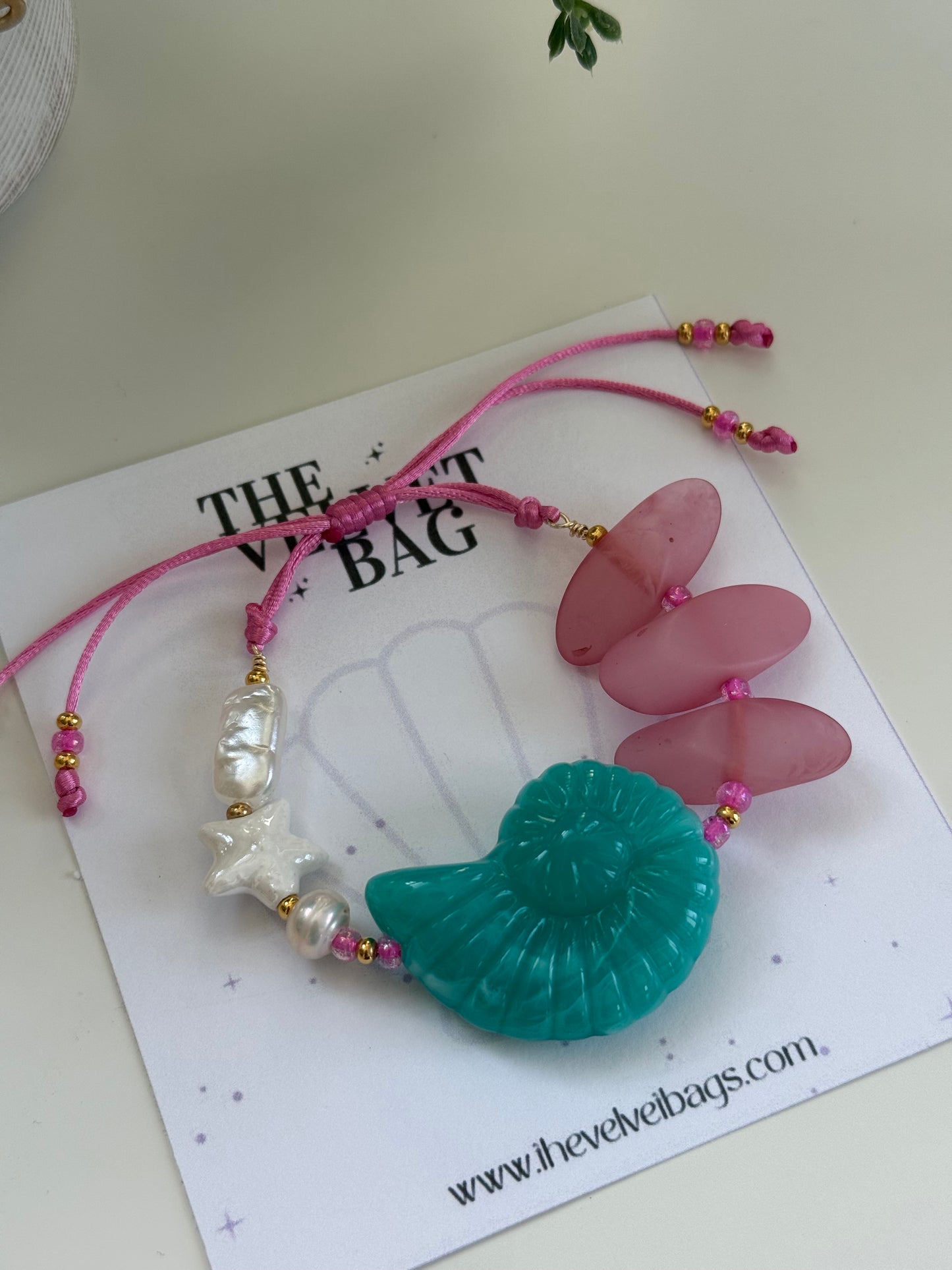 Arena bracelet