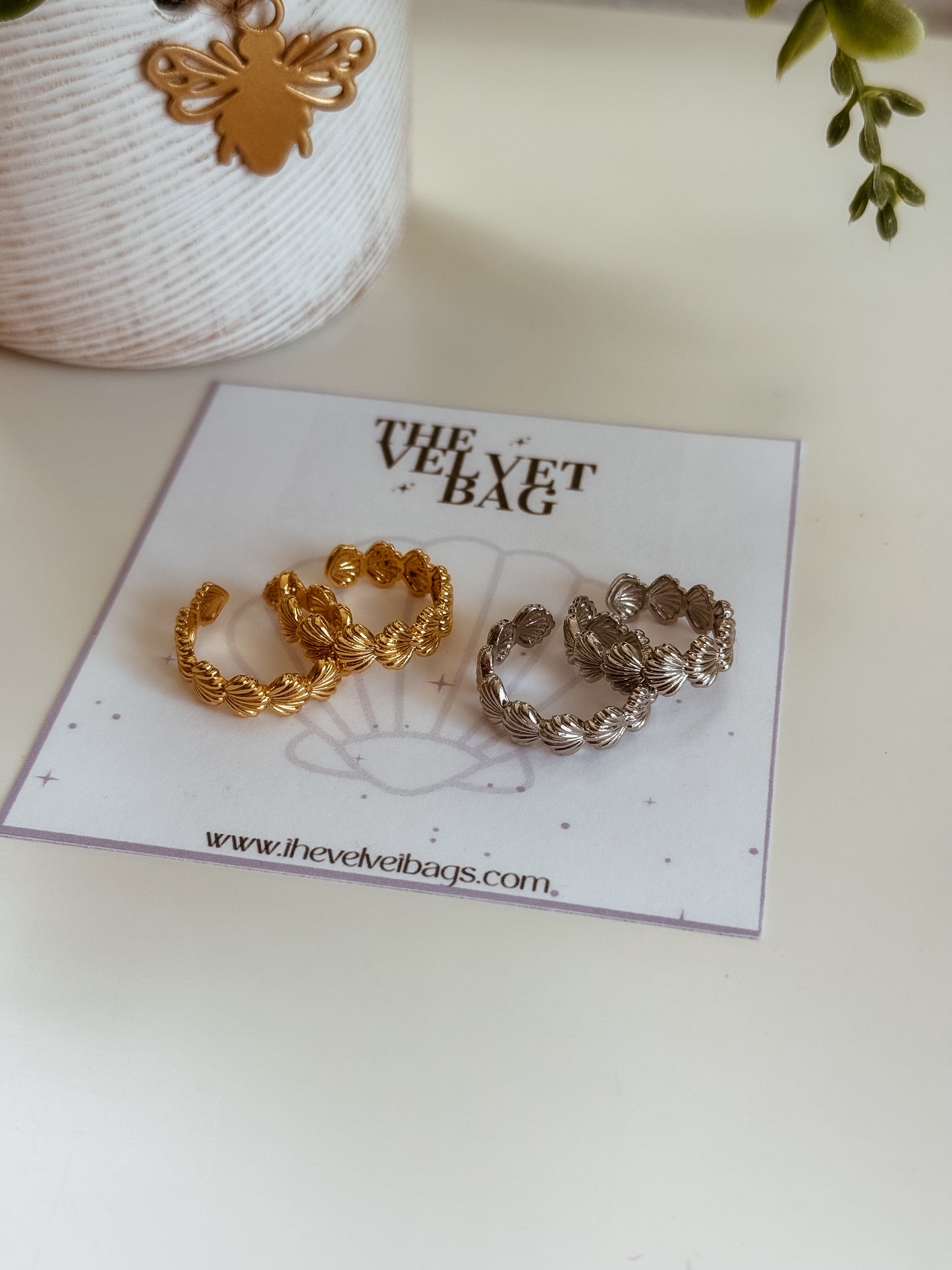 Shells ring