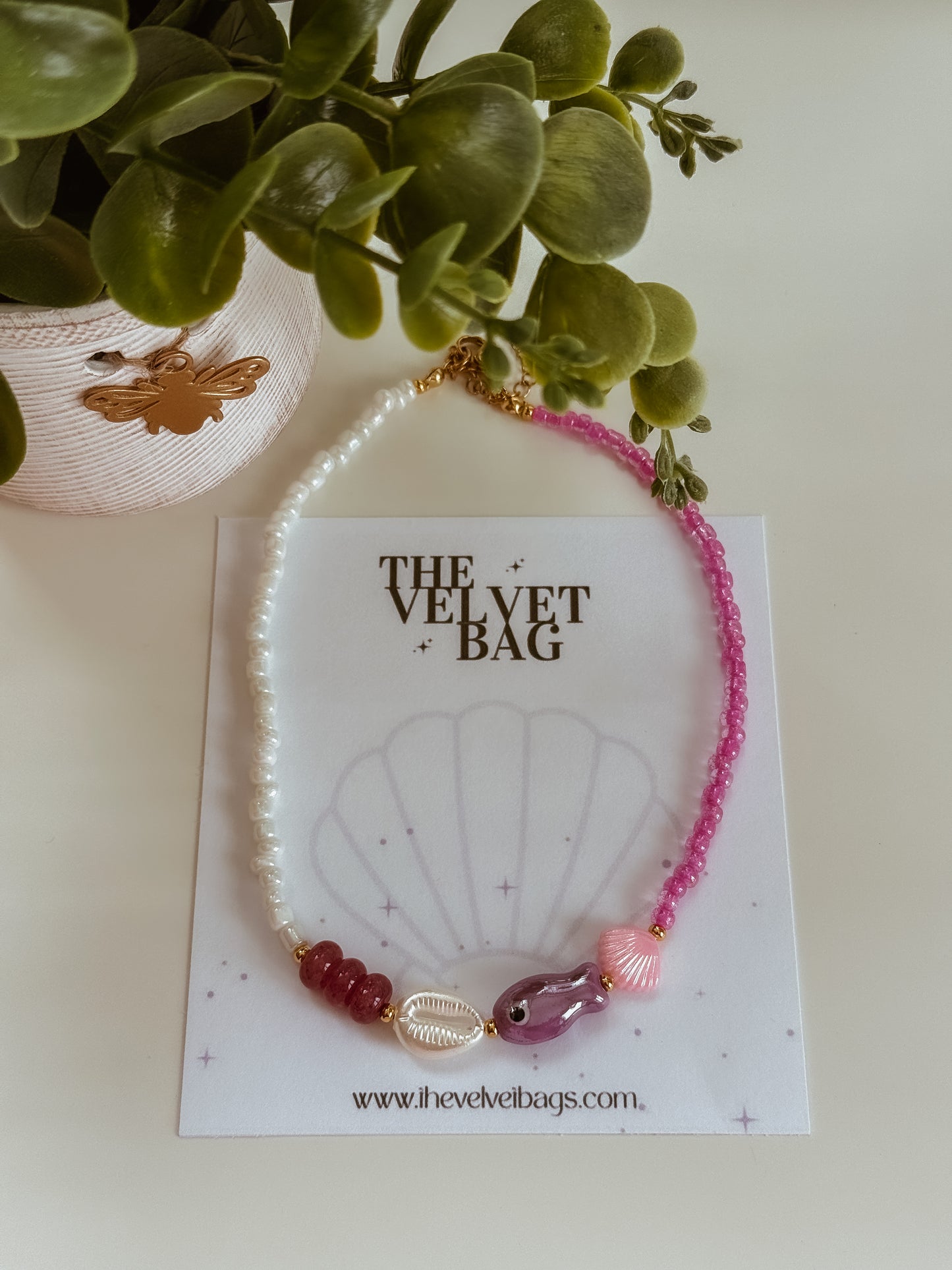 Ula Choker