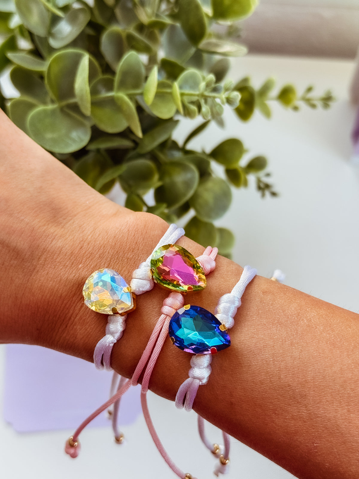 Whimsical Bracelet - gota