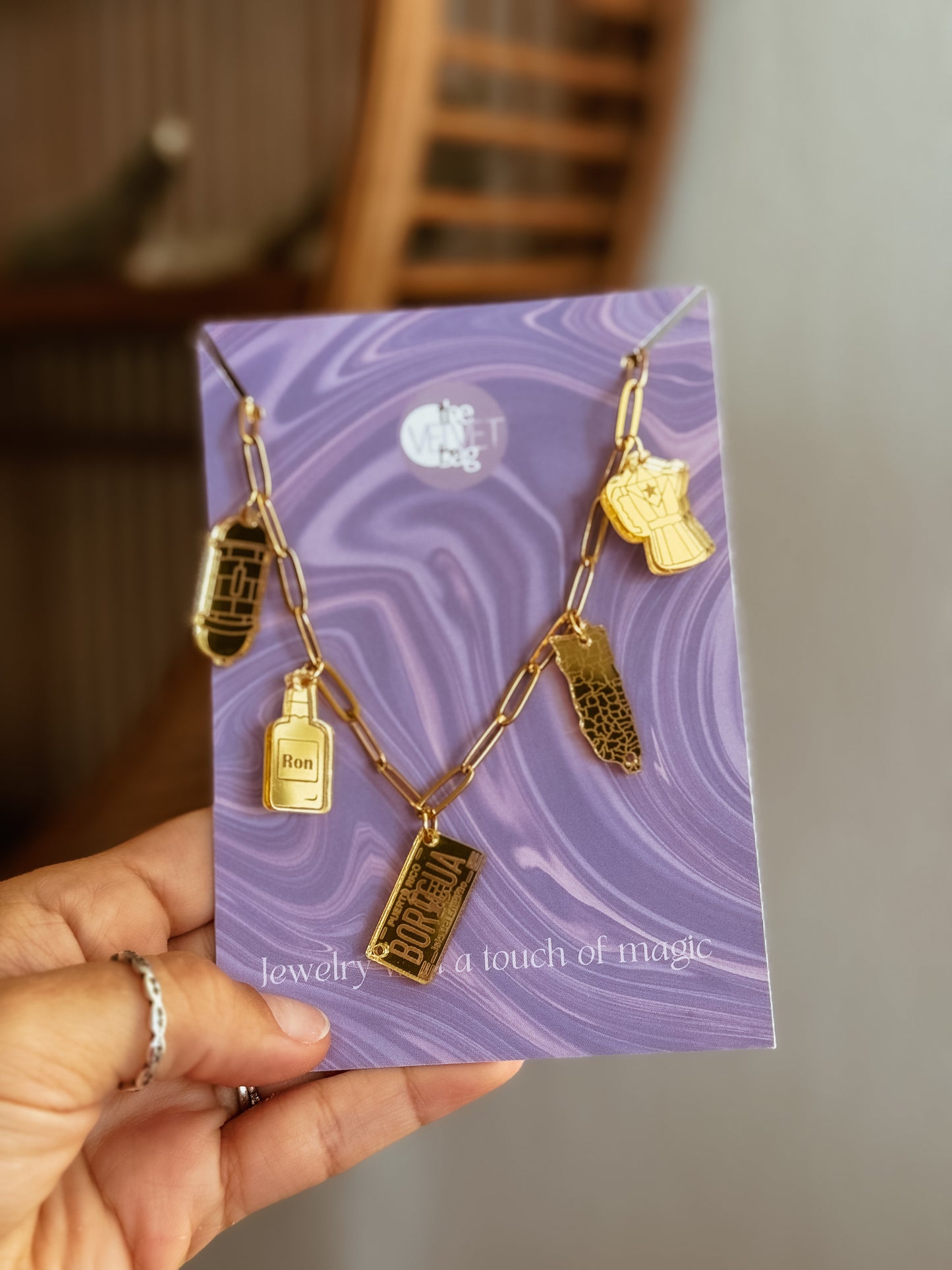 Cafe con Ron Necklace